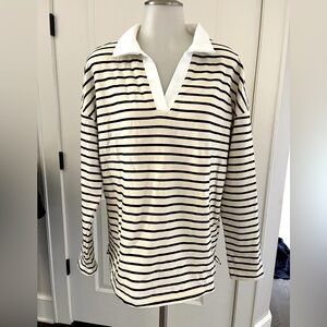 🔥Woman’s medium Striped Black and cream polo long sleeve Shirt